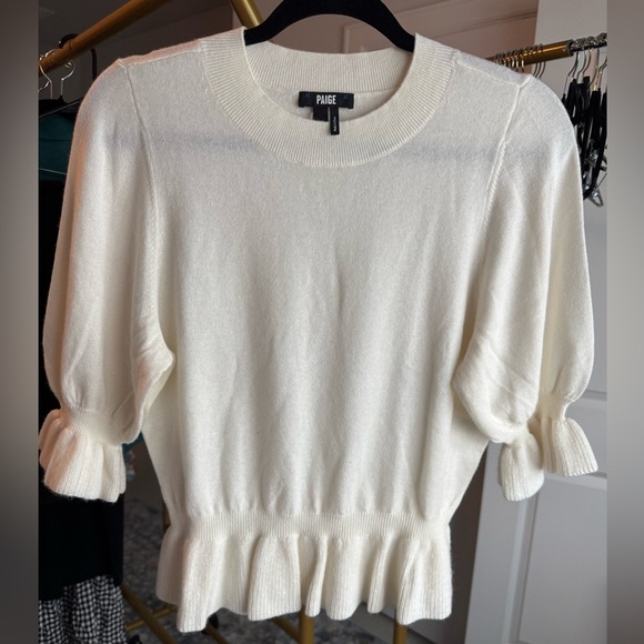 PAIGE Ivory Ruffle Knit Top Sabelina Merino Wool
Blend Sweater SZ M - Picture 2 of 9